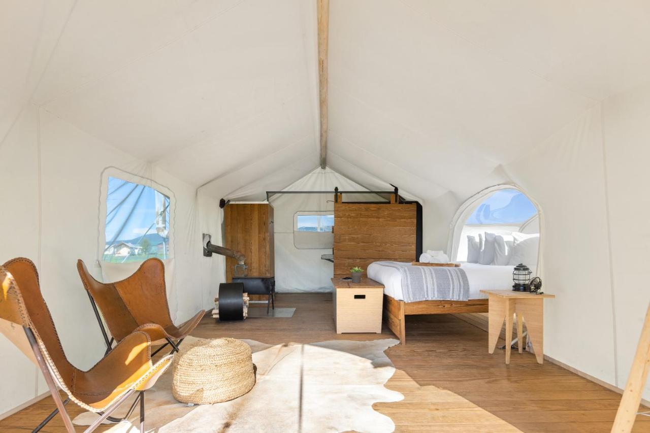 Under Canvas West Yellowstone Exterior photo